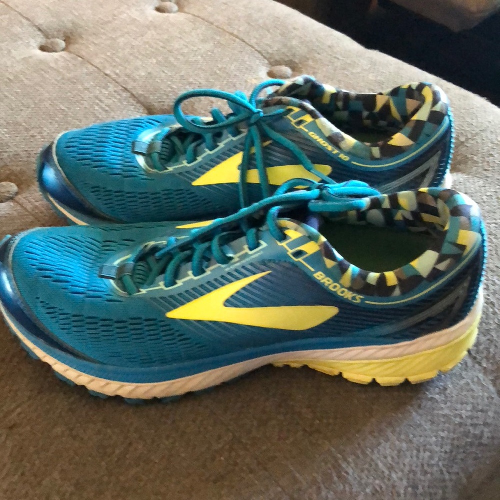 Brooks Ghost 10, women’s size 10